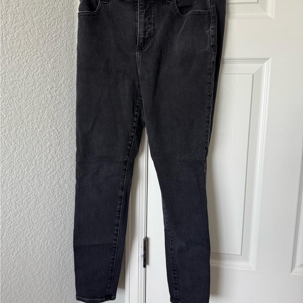 American Eagle Outfitters High Rise Black Jeans